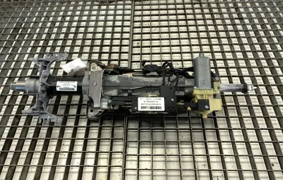 BMW X5 E70 Steering wheel axle