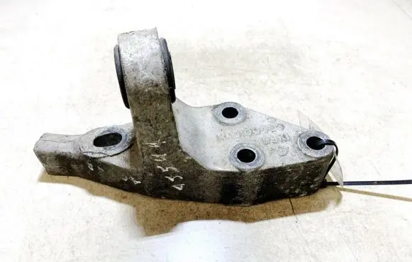 Honda Accord Engine mounting bracket kk0100520