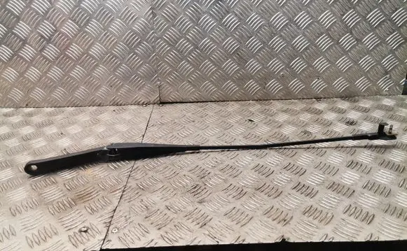 Ford Focus Front wiper blade arm 4m5117526ad