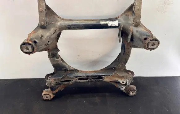 Audi Q7 4L Front subframe 7L0499311C