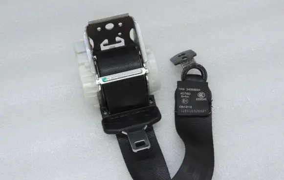 Ford Focus ST Rear seatbelt buckle 34068894