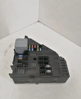 Volvo XC90 Fuse module 31412988 31398002