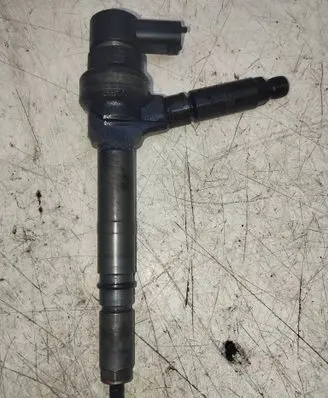 Opel Astra H Fuel injector 0945110