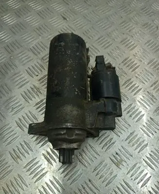 Volkswagen PASSAT B5.5 Starter motor
