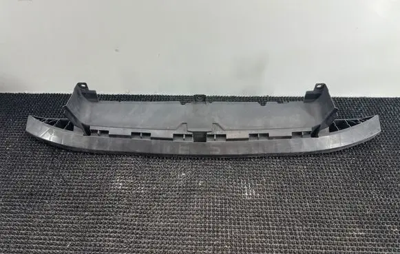 Subaru Legacy Engine splash shield/under tray 57707AJ200