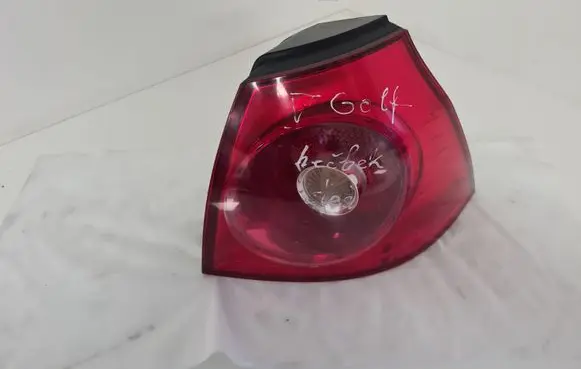 Volkswagen Golf V Rear/tail lights 1K6945096AC