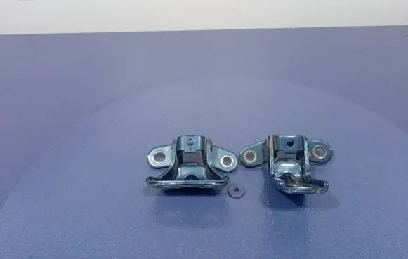 Front door hinge set