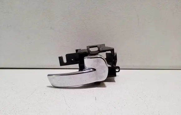 Nissan Pathfinder R51 Rear door interior handle