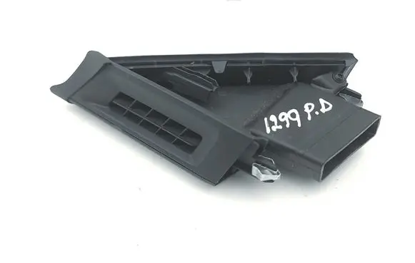 Maserati Ghibli Dashboard air vent grill cover trim 105804312C