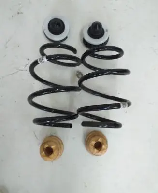 BMW 3 G20 G21 Rear coil spring 6875395