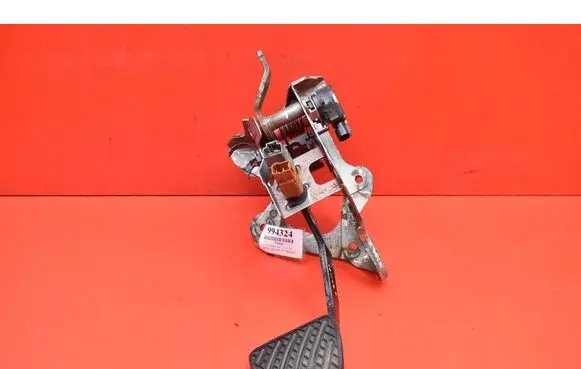 Nissan Leaf I (ZE0) Accelerator throttle pedal 479203NA0A