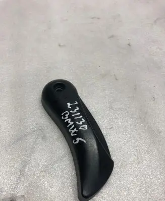 BMW 5 E60 E61 Engine bonnet (hood) release handle 22339910