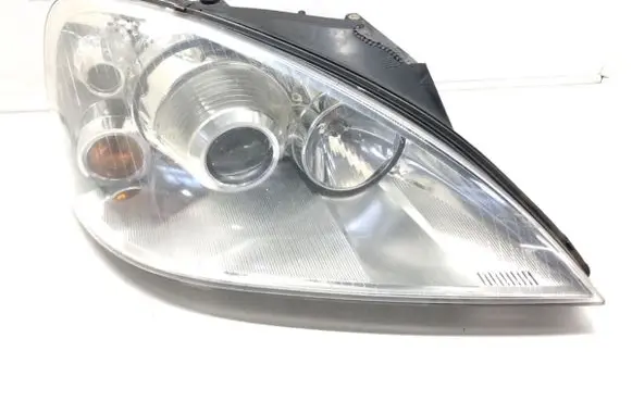 Ford Galaxy Headlight/headlamp