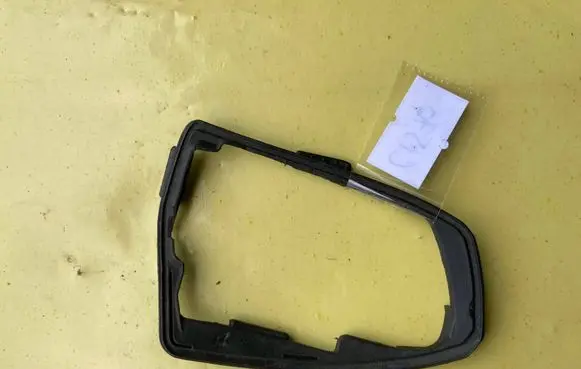 Mercedes-Benz C AMG W204 Front door lock (next to the handle) A2047660805