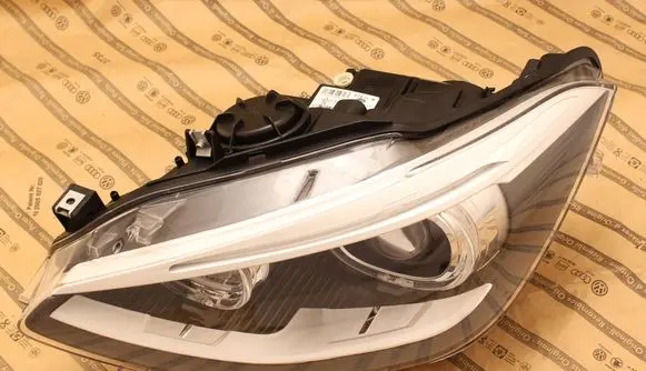 BMW 1 F20 F21 Headlight/headlamp 7229677