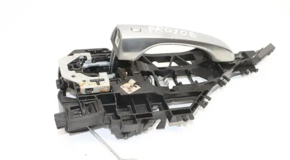 Chrysler 300C Front door exterior handle