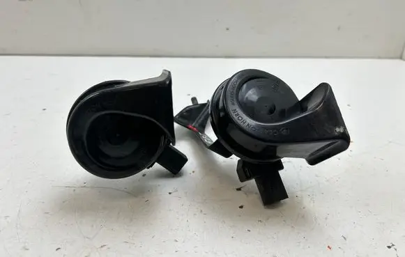 Porsche 911 996 Horn signal 99763521601