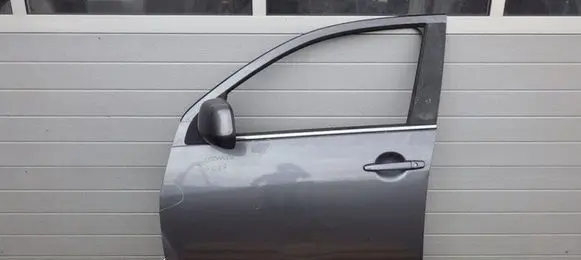 Citroen C-Crosser Front door