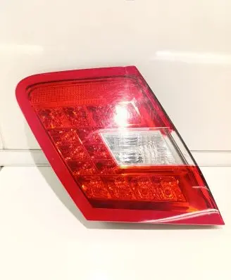 Mercedes-Benz E W212 Tailgate rear/tail lights A2128200764