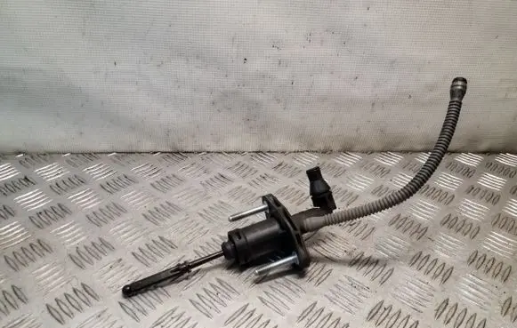 Opel Insignia A Clutch master cylinder 55579998