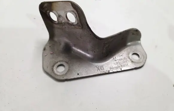 Alfa Romeo Giulia Engine mounting bracket 50553195