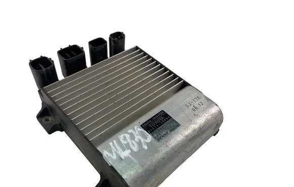 Toyota RAV 4 (XA40) Injection control unit/module 8987120080