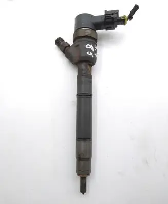 Hyundai ix35 Fuel injector 338002A800 0445110411