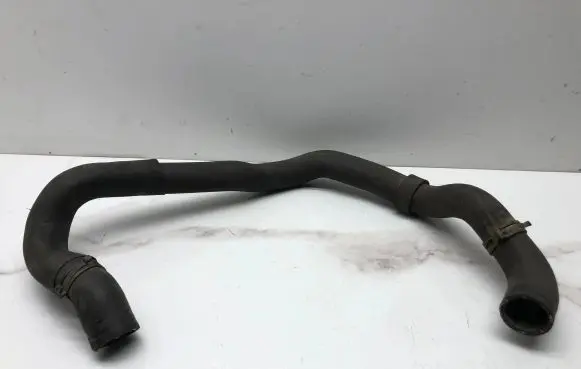 Volkswagen PASSAT B6 Engine coolant pipe/hose 1K0122091DL
