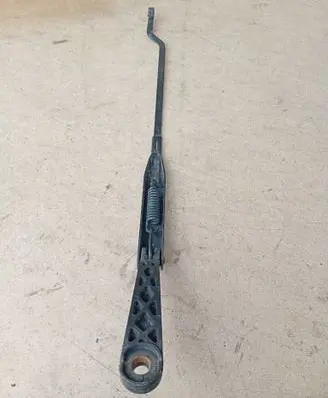 Mazda 3 I Front wiper blade arm 123336