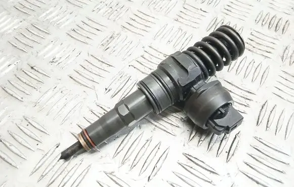 Seat Altea Fuel injector 038130073BN