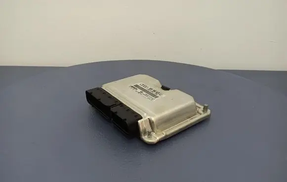 Audi A4 S4 B6 8E 8H Engine control unit/module ECU 038906019LJ