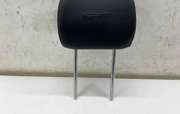KIA Stinger Front seat headrest 