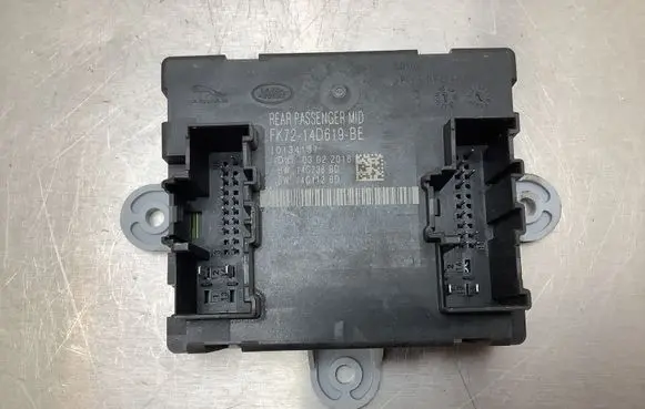 Land Rover Discovery 4 - LR4 Door control unit/module FK7214D619BE 10134137
