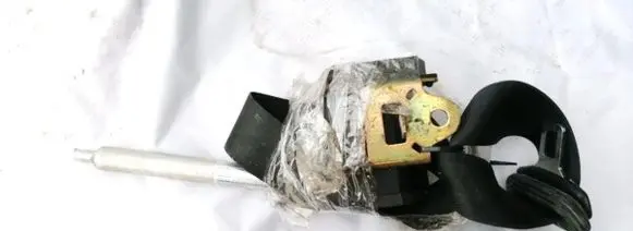 Audi A4 S4 B5 8D Front seatbelt 193857737 0359305H