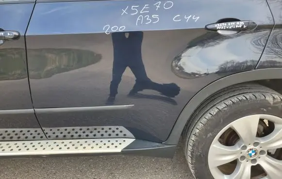 BMW X5 E70 Front door 