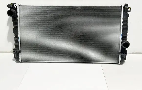 BMW 3 G20 G21 Coolant radiator 17115A30680 30337 5A30680