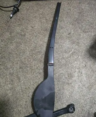 BMW 5 E39 Front wiper blade arm 8209880