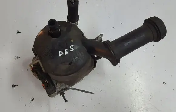 Citroen DS5 Power steering pump 9676556170