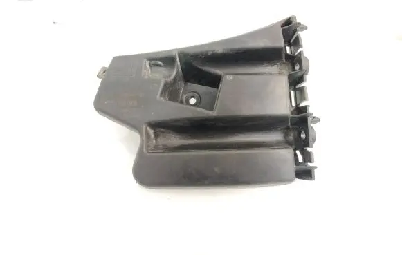Volvo V60 Front bumper mounting bracket 30796626