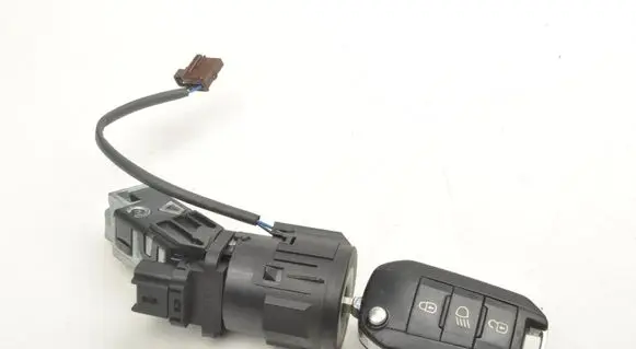 Peugeot 208 I Ignition lock 96762547