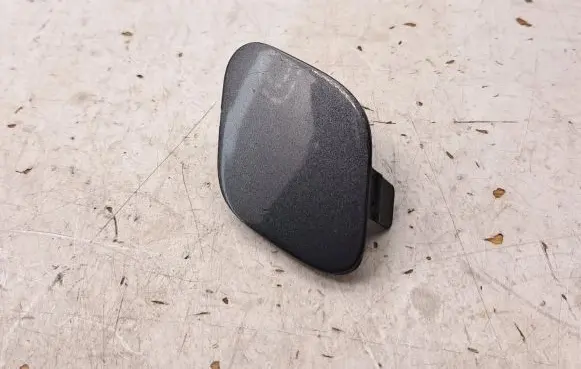 Toyota Verso Front tow hook cap/cover 521270F900 521270F050