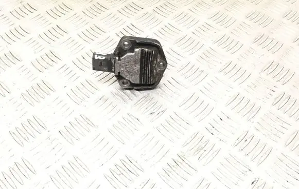 Skoda Octavia Mk1 (1U) Oil pressure sensor 6PR00807903 1J0907660C