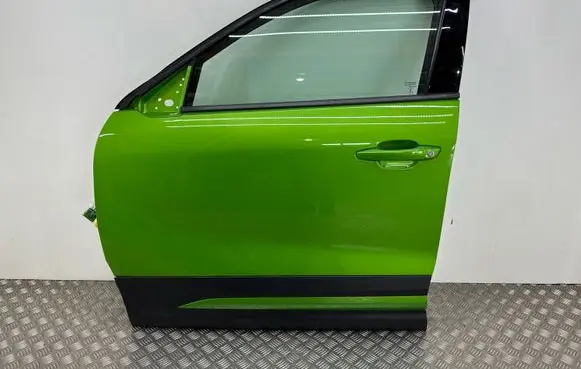 Opel Mokka B Front door
