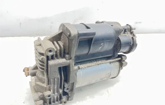 BMW 5 E60 E61 Air suspension compressor/pump EBLV2008A0 769940