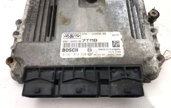 Mazda 3 I Engine control unit/module ECU 6M61-12A650-BB
