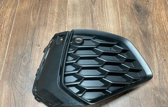 Audi A3 8Y Front bumper lower grill 8Y0807682B