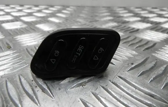 Alfa Romeo Giulietta Other switches/knobs/shifts 156088495 I9685