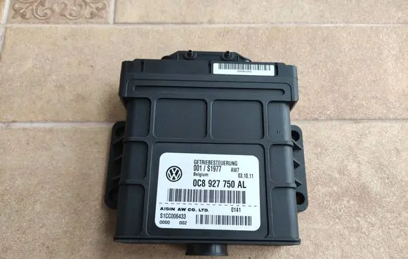 Audi Q7 4L Gearbox control unit/module 0C8927750AL