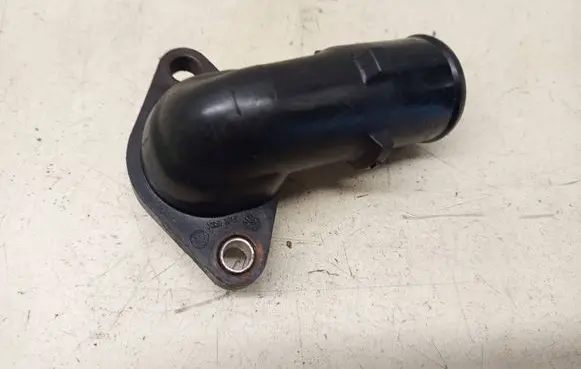 Nissan Qashqai+2 Intercooler hose/pipe