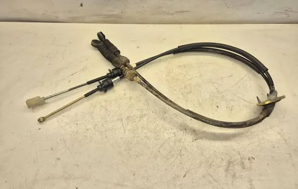 Volvo V70 Gear shift cable linkage 9143964 6070851